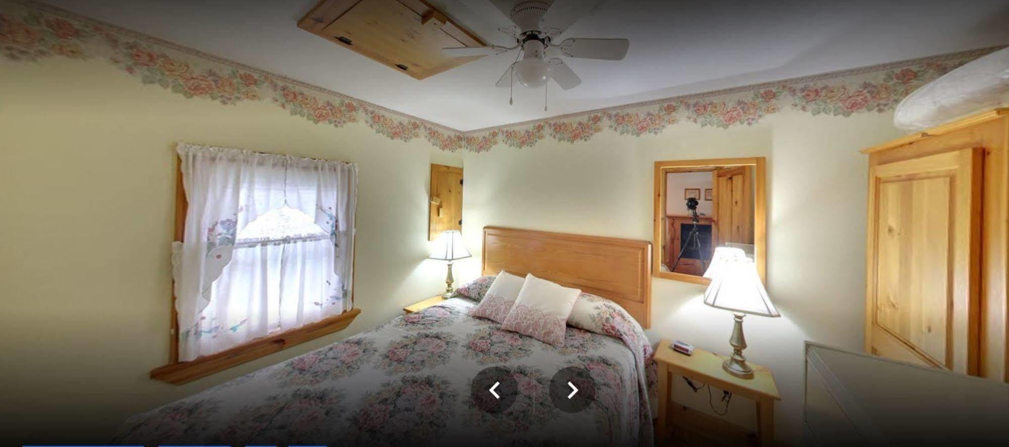 Dewar'S Inn And Cottages Prescott Buitenkant foto